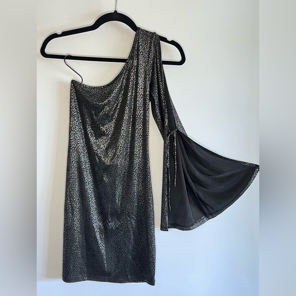 Symphony Bodycon One Sleeve Mini Dress Black and Silver Peekaboo Bell Sleeve